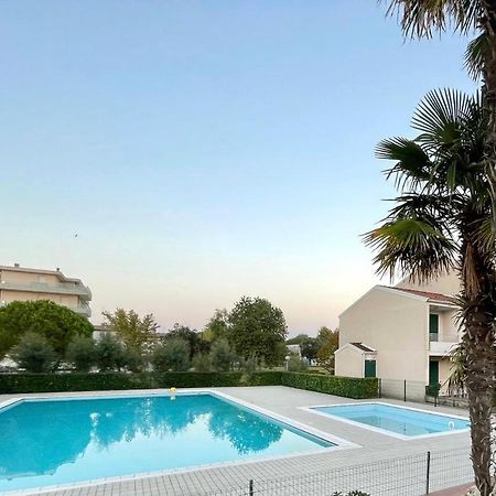 Apartment Caorle De Lux Swimming Pool, Parking, Garden Eksteriør billede