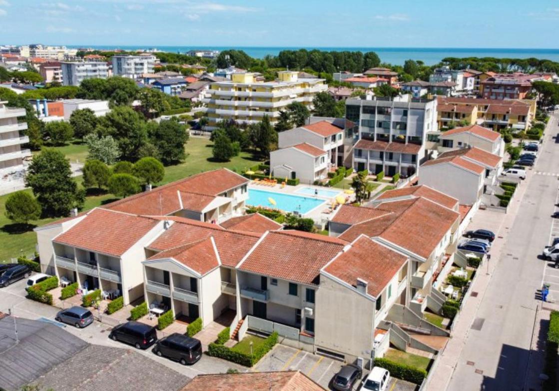 Apartment Caorle De Lux Swimming Pool, Parking, Garden Eksteriør billede